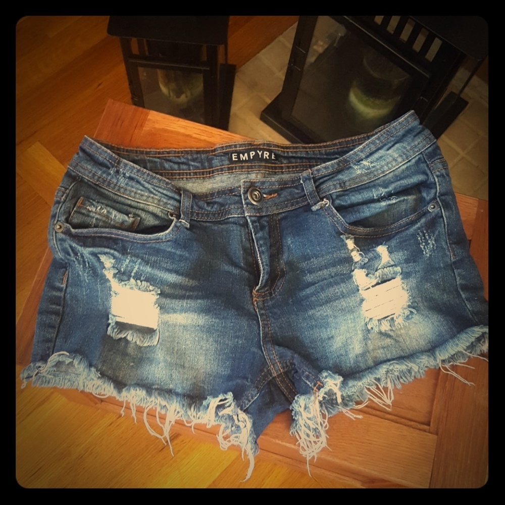 Empire shorts